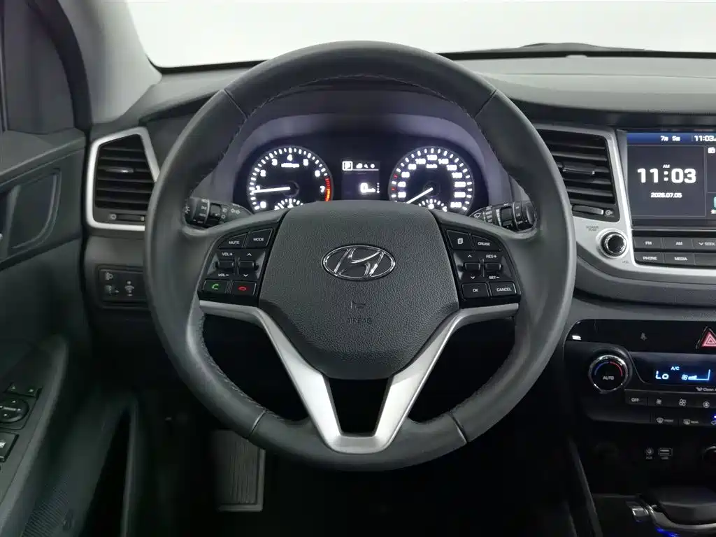Hyundai Tucson 2016 — фото 11