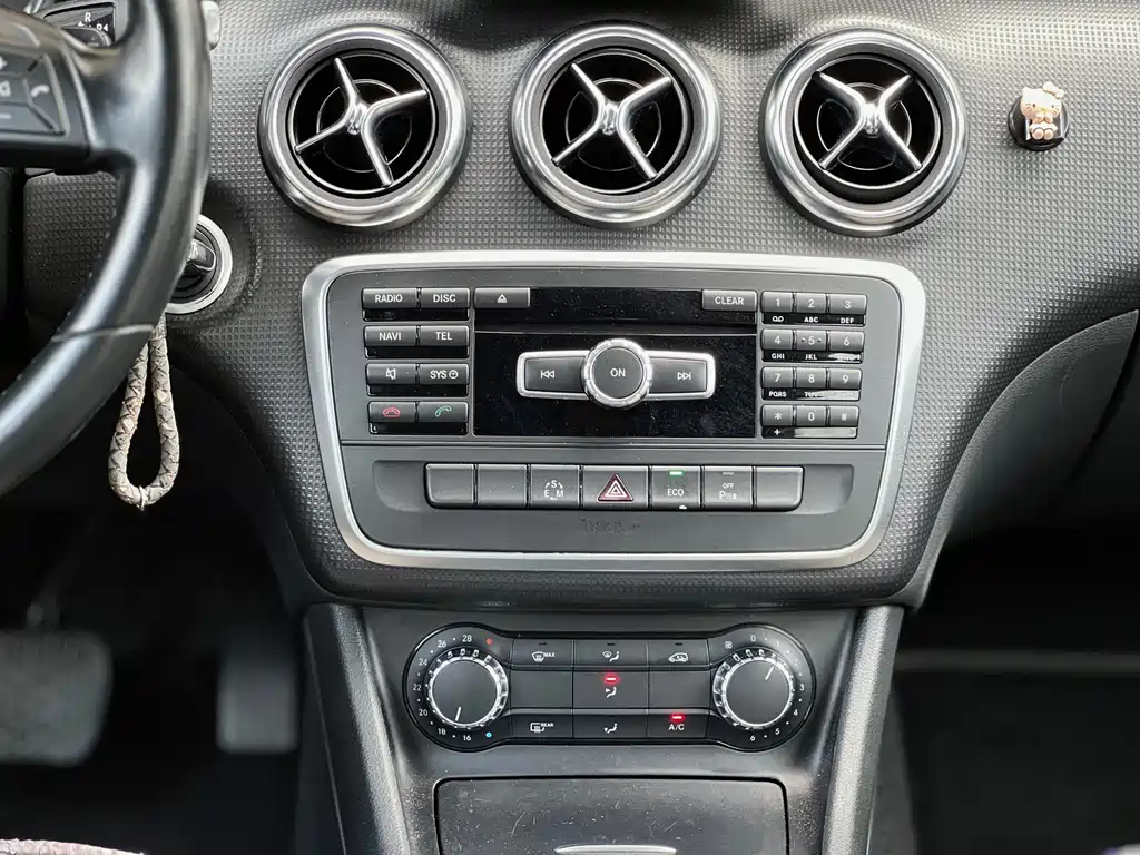 Mercedes-Benz A-Class 2014 — фото 14