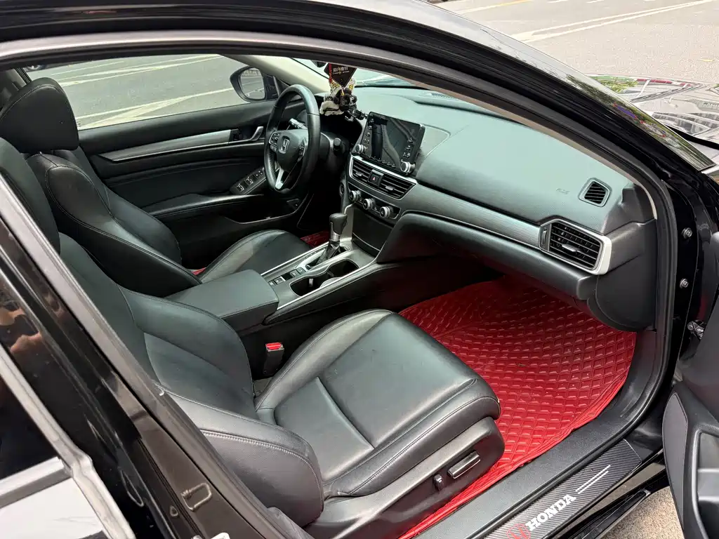 Honda Accord 2021 — фото 13