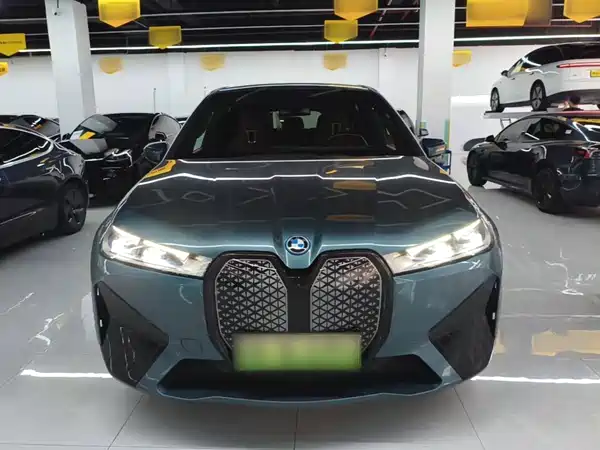 BMW iX 2023