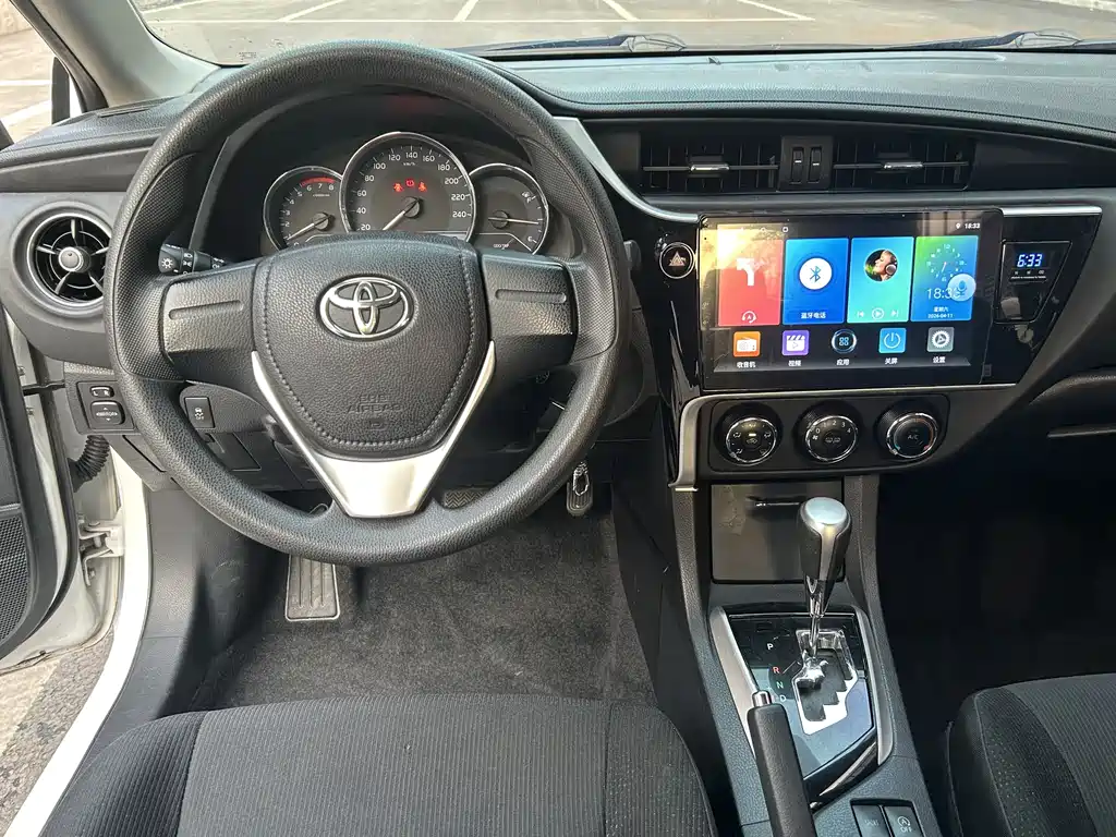 Toyota Corolla 2018 — фото 6