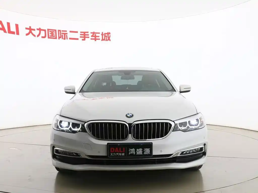BMW 5 Series 2018 — фото 2