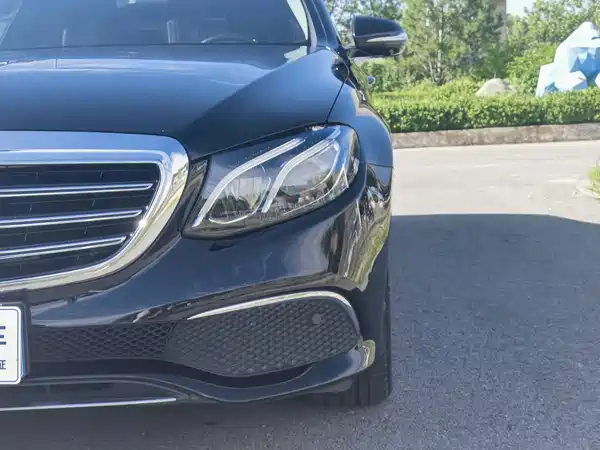 Mercedes-Benz E-Class 2018