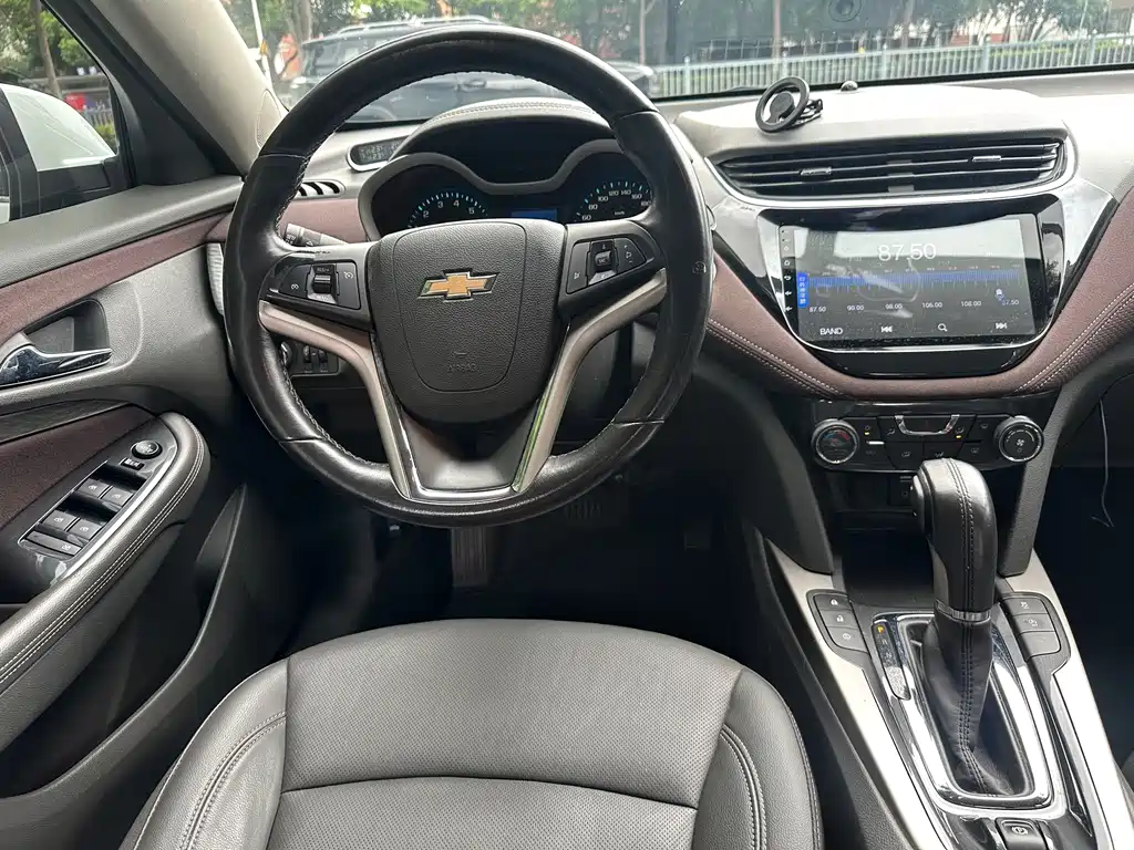 Chevrolet Malibu 2019 — фото 10