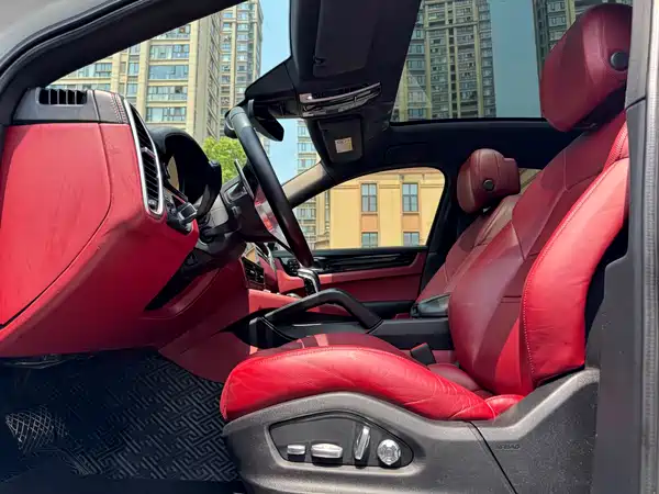 Porsche Cayenne 2019