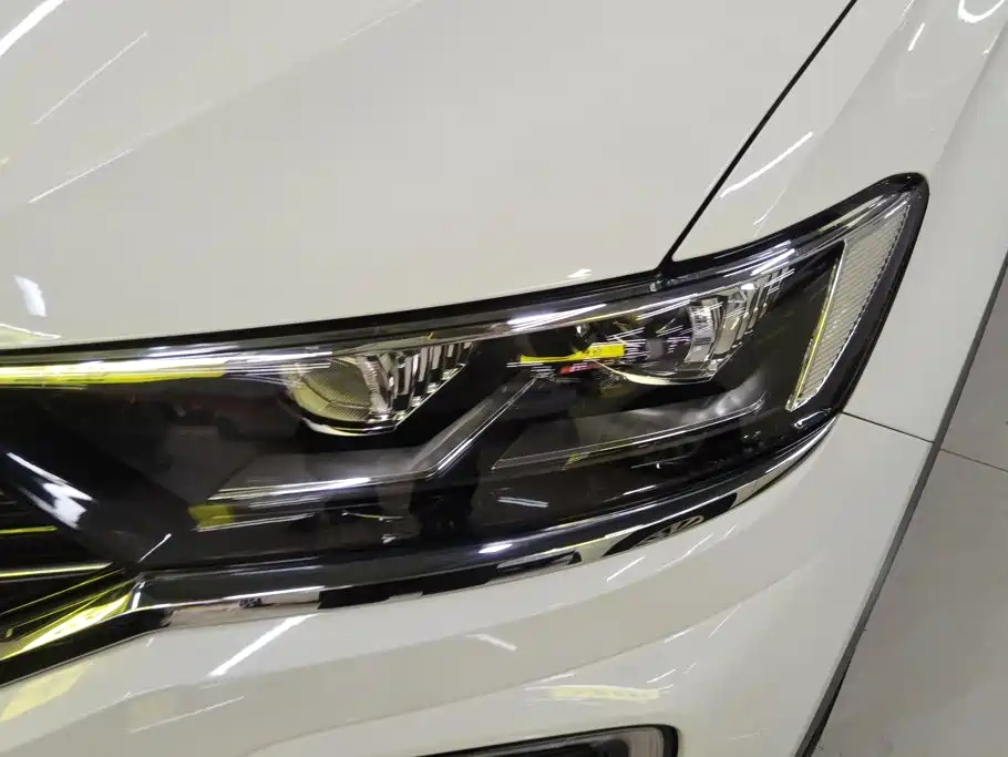 Volkswagen T-Roc 2020