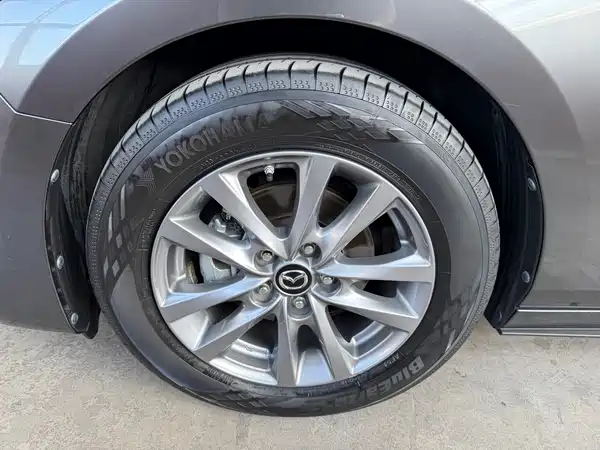 Mazda 3 Axela 2022