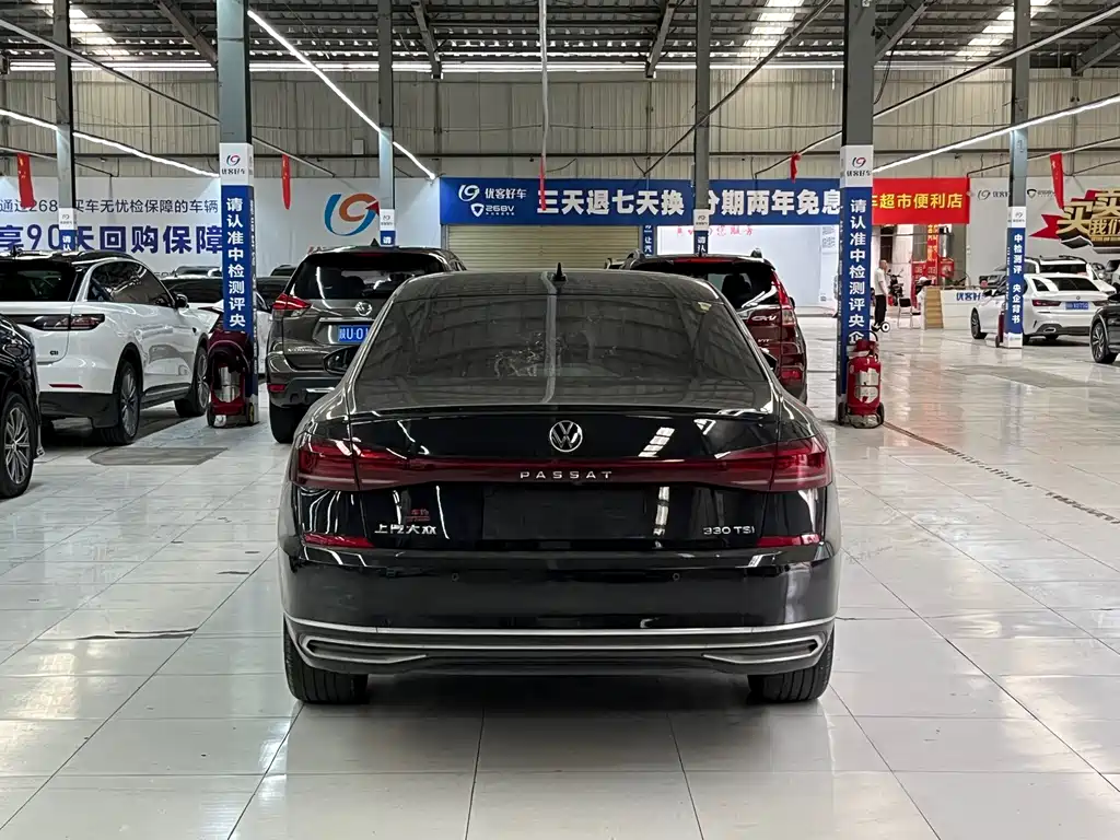 Volkswagen Passat 2022 — фото 15