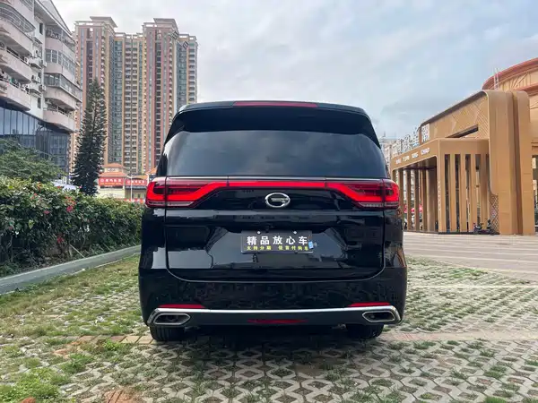 GAC Trumpchi M8 2018