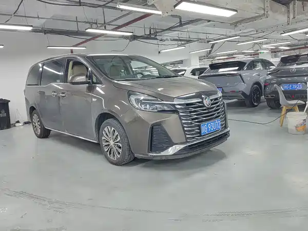 Buick GL8 2023