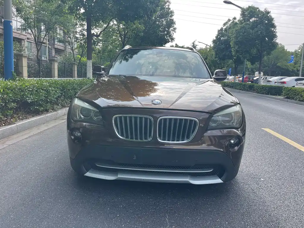 BMW X1 2015 — фото 2
