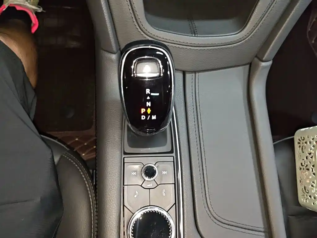 Cadillac XT5 2022 — фото 14
