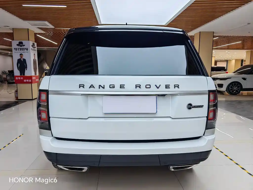 Land Rover Range Rover 2018 — фото 8