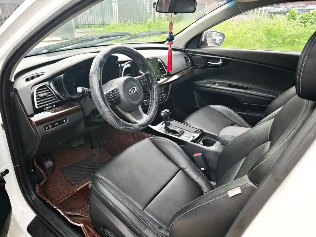 Kia K4 2014