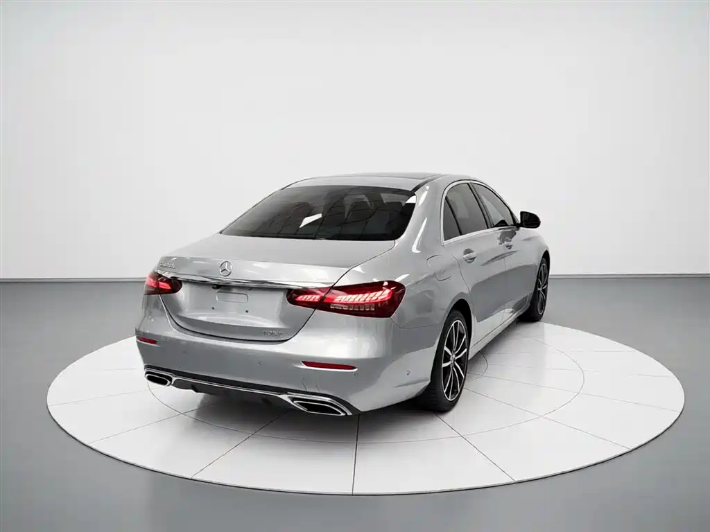 Mercedes-Benz E-Class 2020 — фото 6