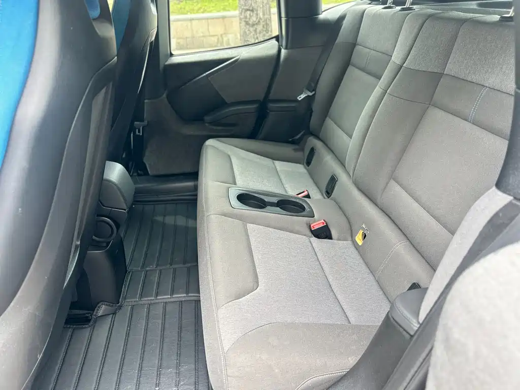 BMW i3 2018 — фото 10