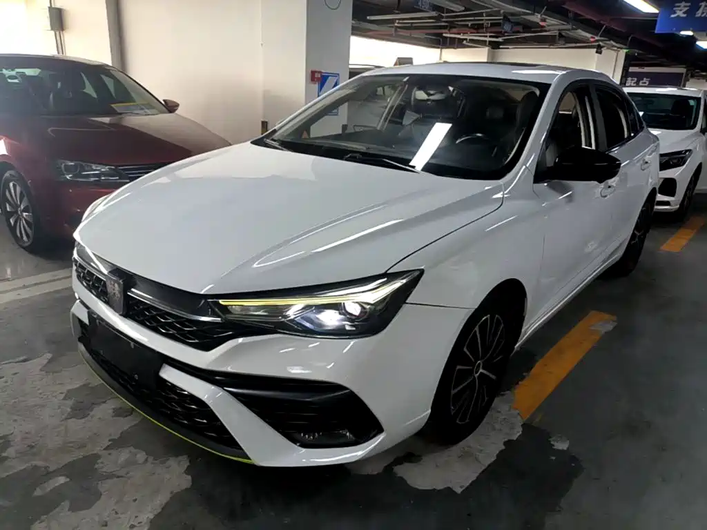 Roewe i5 2021 — фото 1