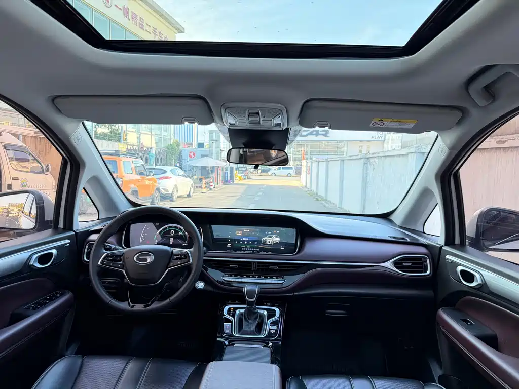 GAC Trumpchi M6 2025 — фото 15