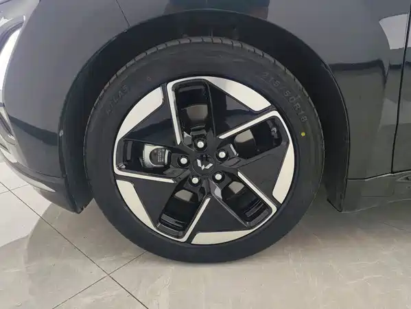 Wuling Starlight 2025
