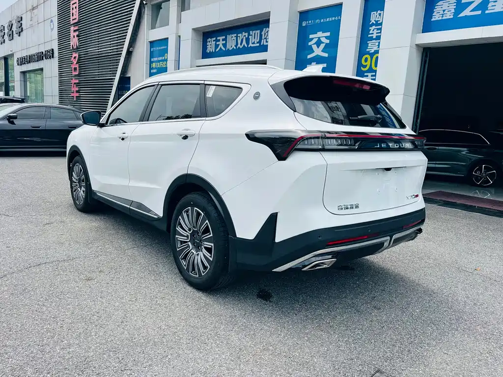 Jetour X70 PLUS 2024 — фото 17