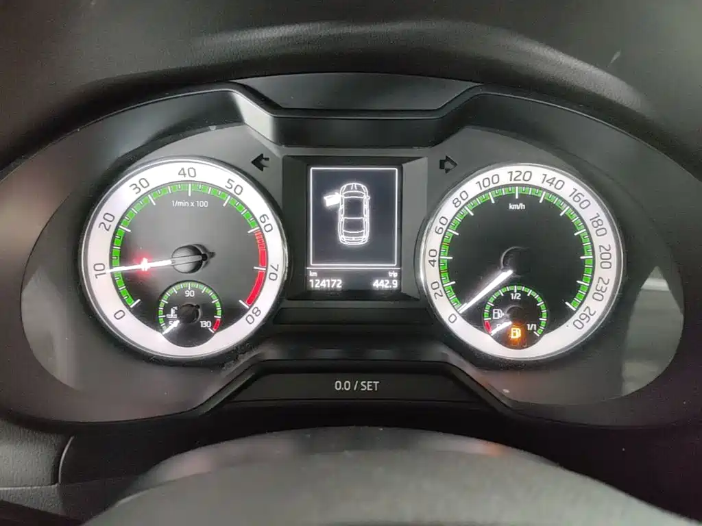 Skoda Octavia 2020 — фото 12