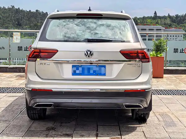 Volkswagen Tiguan L 2017