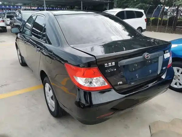 BYD F3 2016