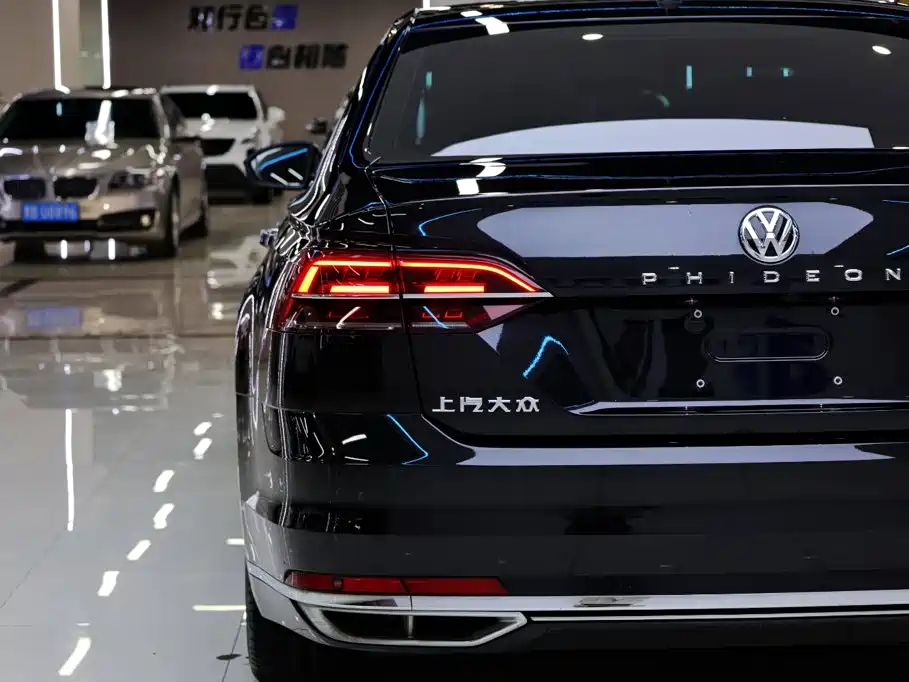 Volkswagen Phideon 2019 — фото 8