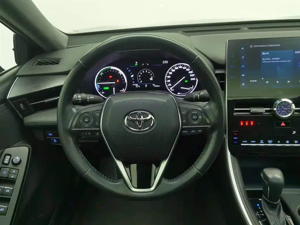 Toyota Avalon 2023 — фото 11