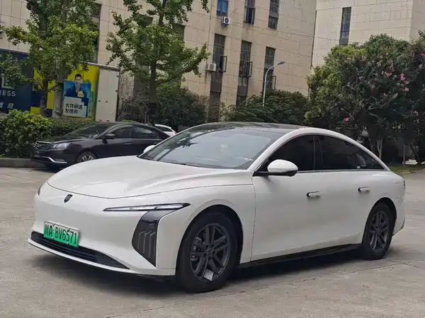 Dongfeng Xinghai S7 2025