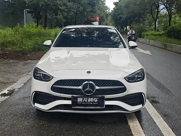 Mercedes-Benz C-Class 2025