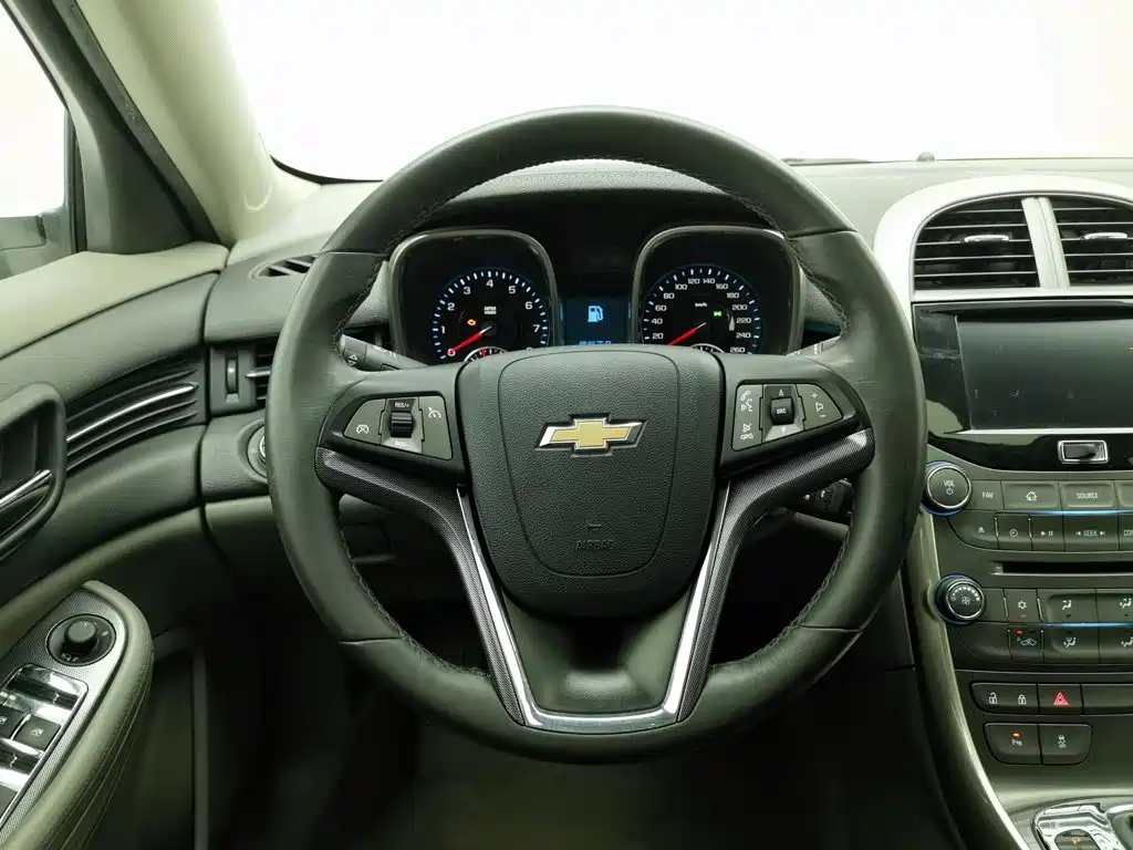Chevrolet Malibu 2014 — фото 11
