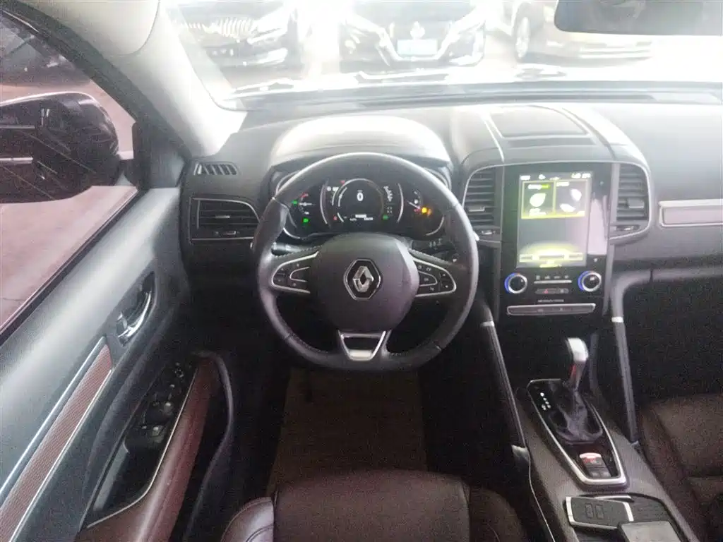 Renault Koleos 2019 — фото 11