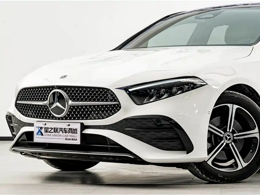 Mercedes-Benz A-Class 2024 — фото 2