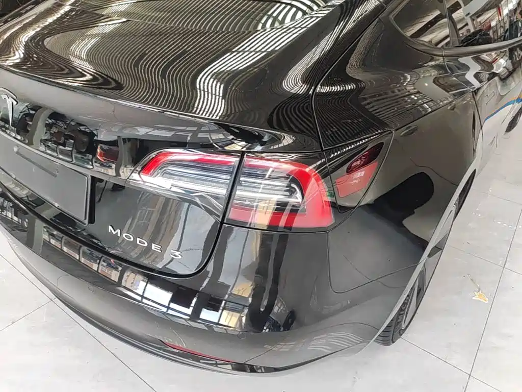 Tesla Model 3 2021 — фото 8