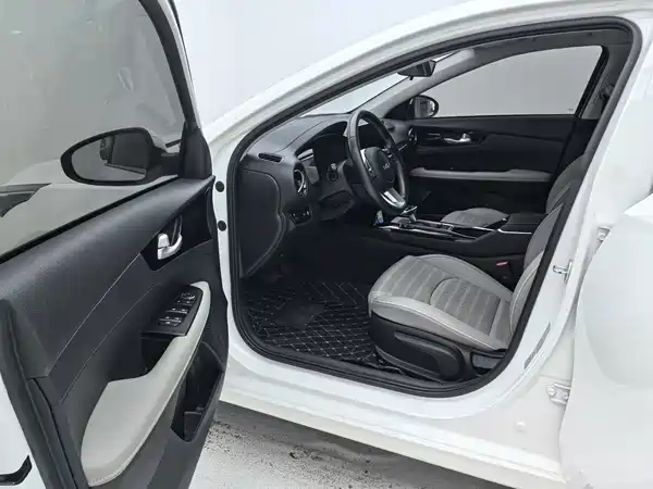 Kia K3 2023