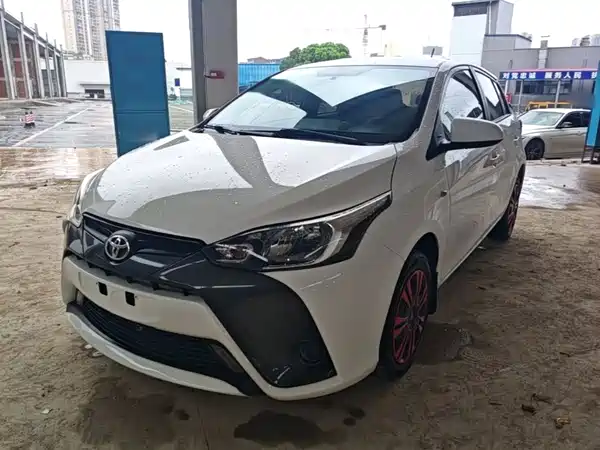 Toyota Yaris L 2019
