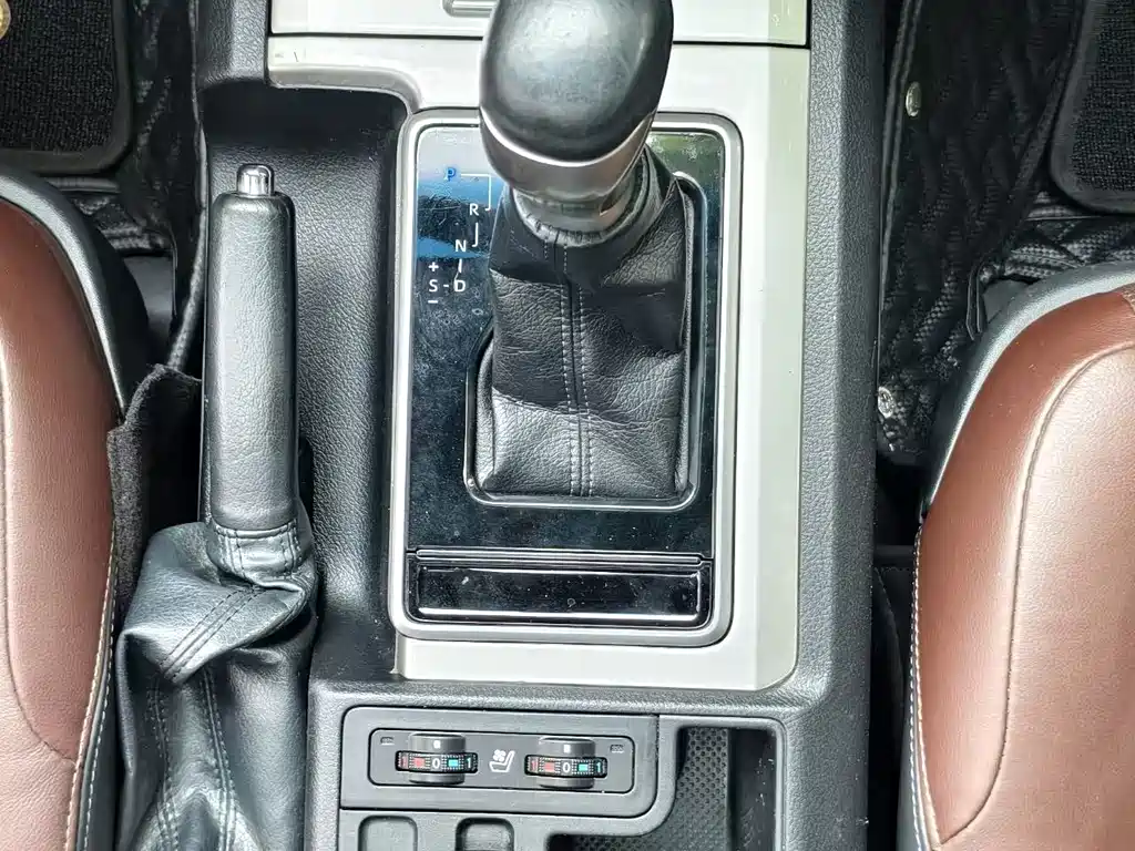 Toyota Prado 2018 — фото 21