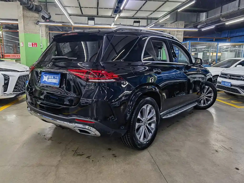 Mercedes-Benz GLE 2023 — фото 4