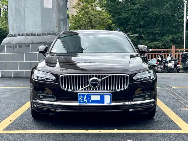 Volvo S90 2021