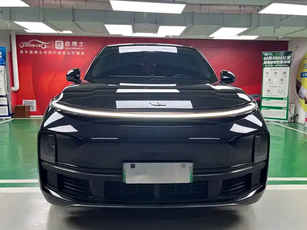 Li Auto L8 2023