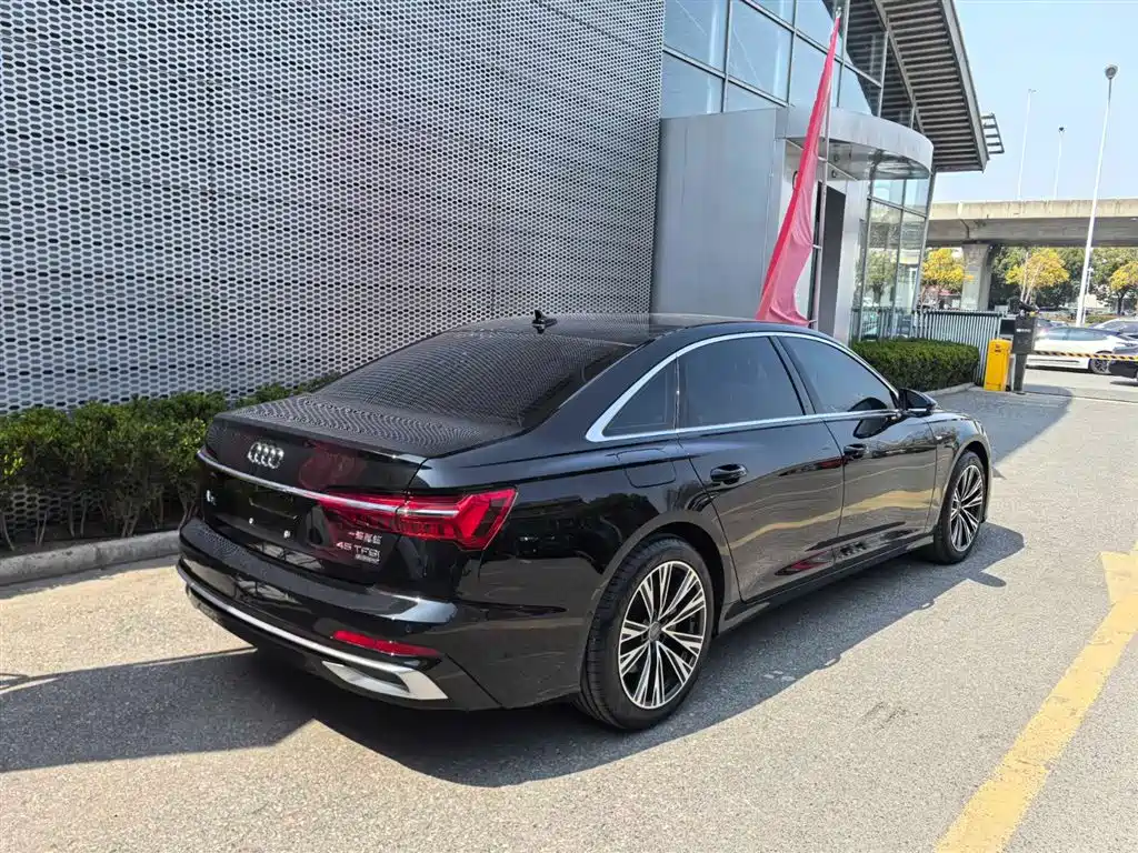 Audi A6L 2024 — фото 3