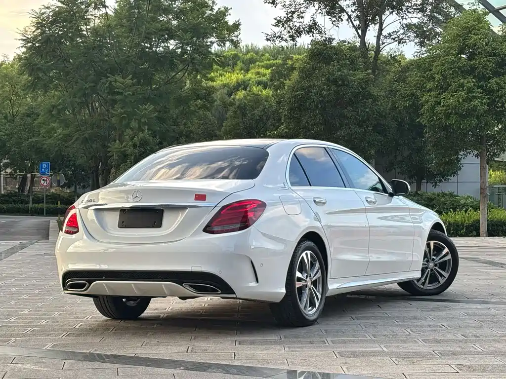 Mercedes-Benz C-Class 2016