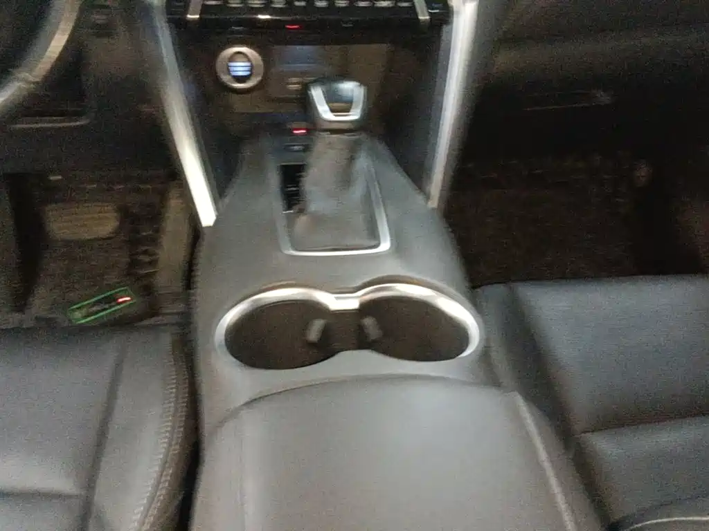 Toyota Harrier 2022 — фото 10