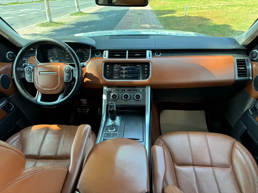 Land Rover Sport 2014