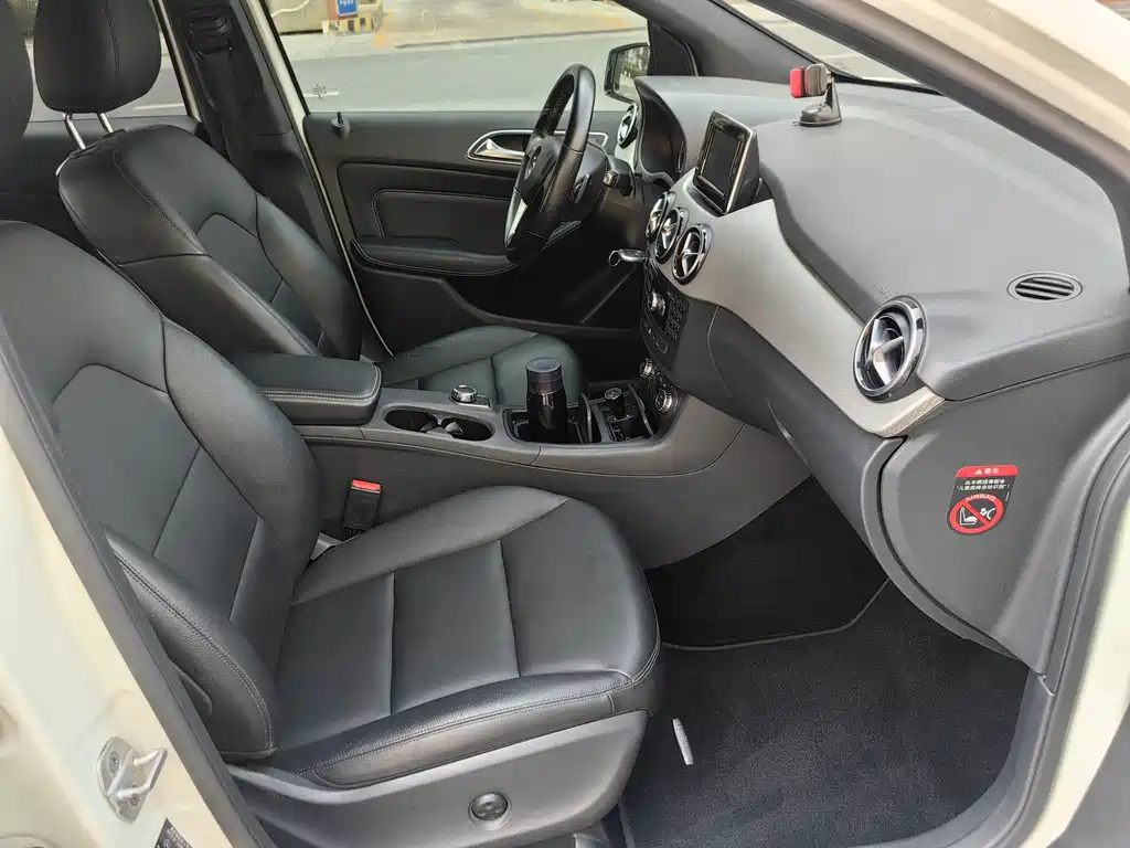 Mercedes-Benz B-Class 2013 — фото 10