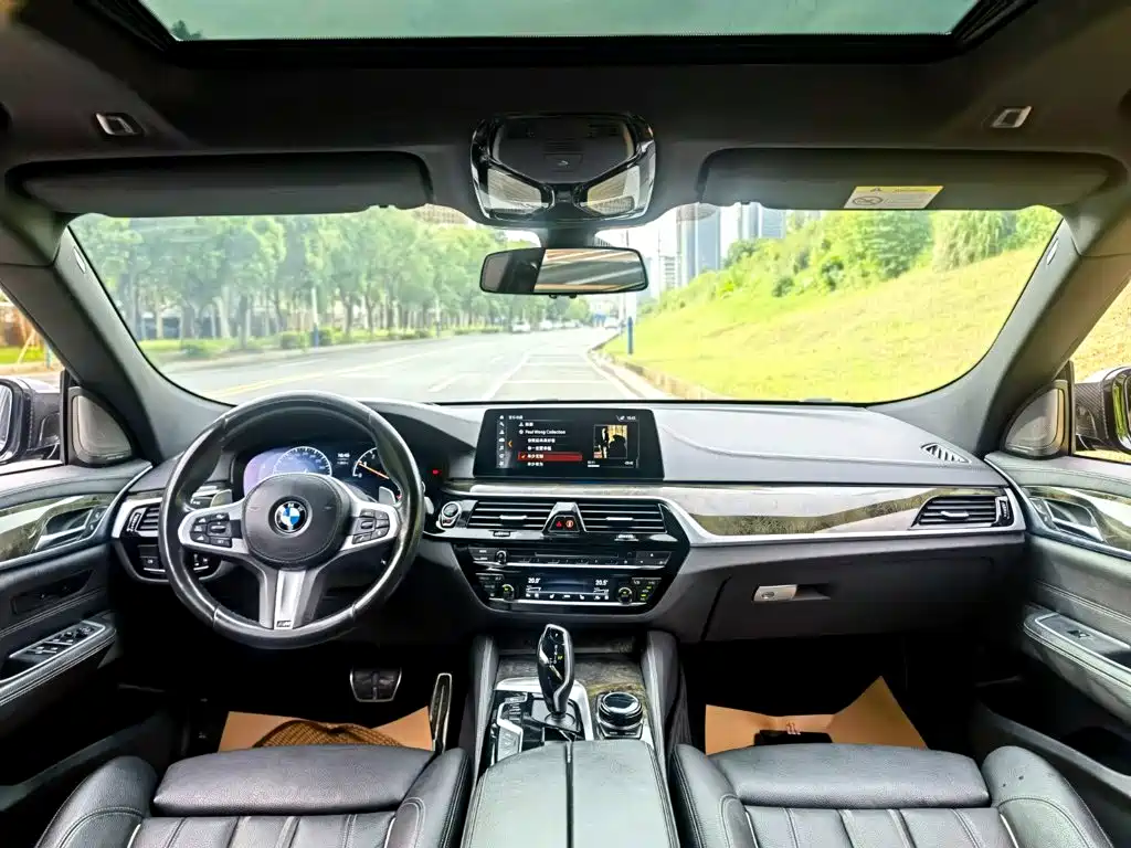BMW 6 Series GT 2019 — фото 8