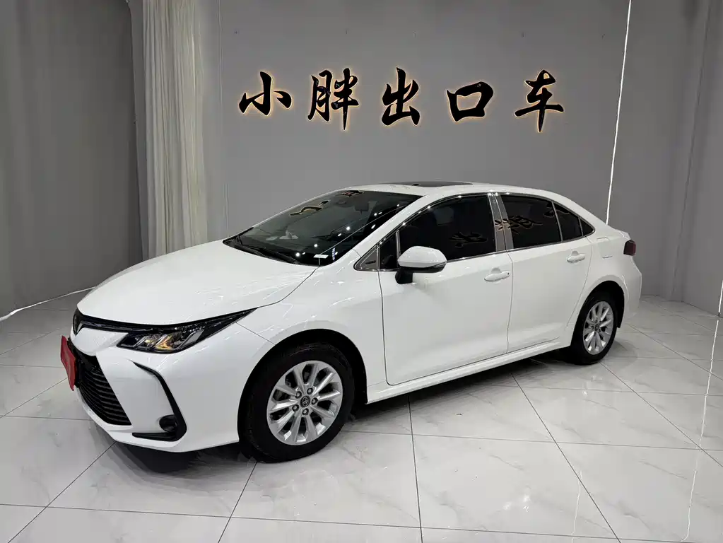 Toyota Corolla 2022 — фото 1