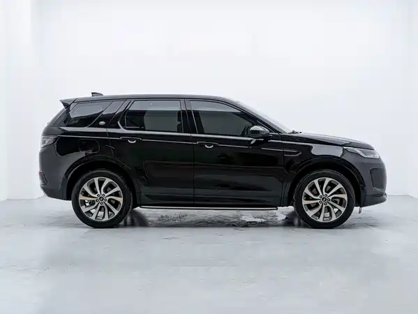 Land Rover Discovery Sport 2021
