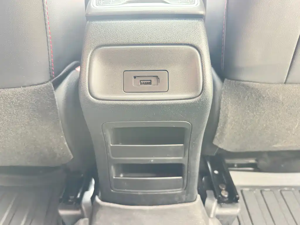 Geely Emgrand GS 2020 — фото 17